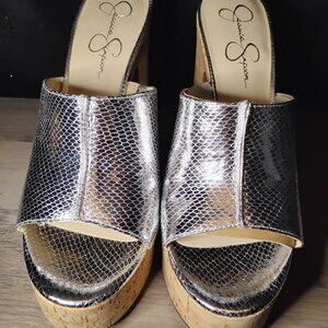 Jessica Simpson | Womens 10 M | Xona 2 Open Toe Sandals Silver Metallic Snake